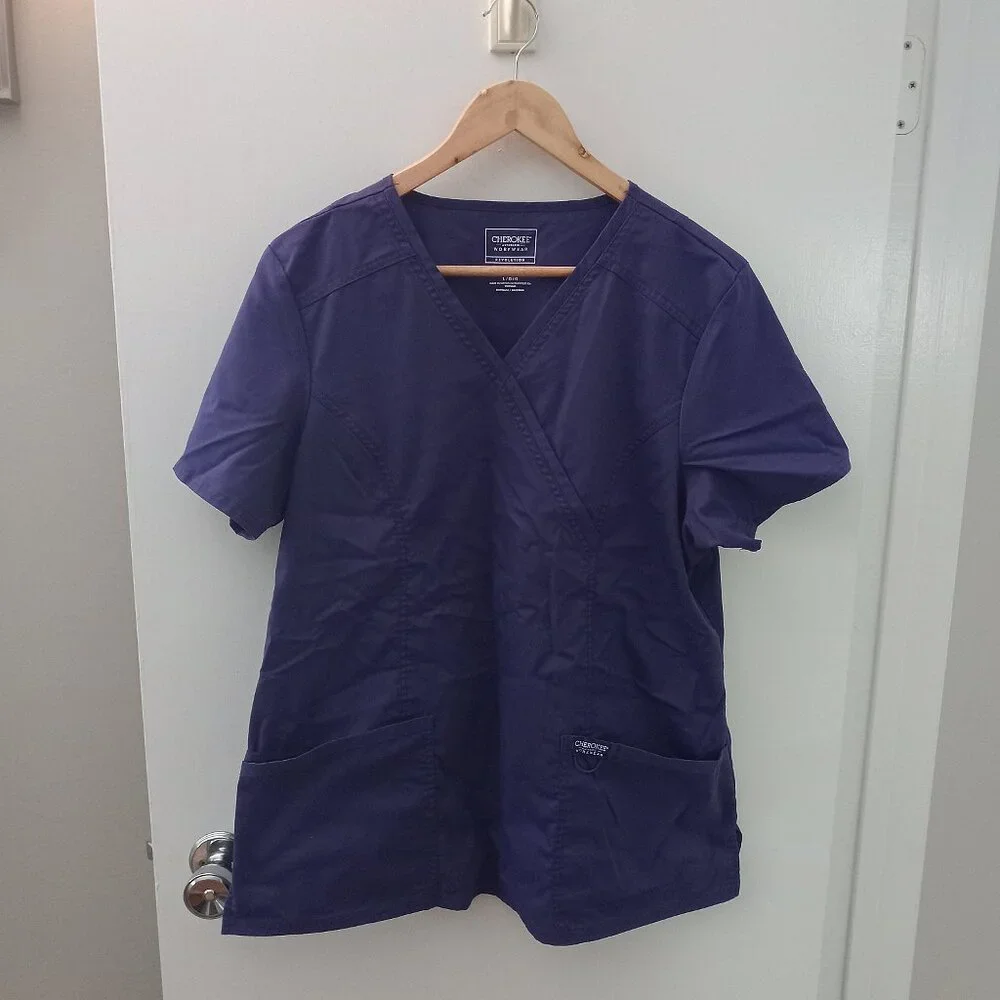 Cherokee Scrub Top - Picture 1 of 3